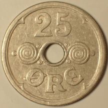 DK25-1933-2ors.JPG