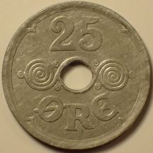 DK25-1944-2ors.JPG